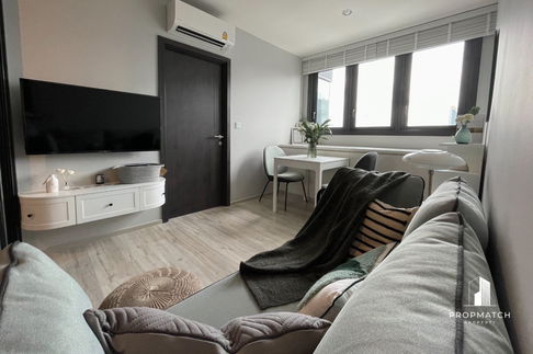 ✨Flash Deal ✨XT Huaikhwang ( 1 Bed 1 Bath 35 SQM.) พร้อมอยู่ ! เพียง 21,000 บาทต่อเดือน Tel.0981315848 @propmatch
