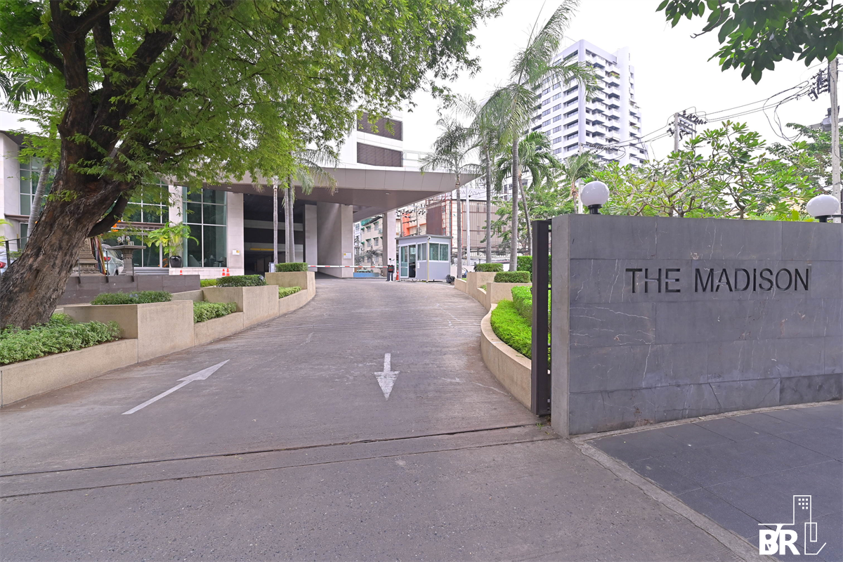 picture Luxurious Design, Elevated Atmosphere The Madison Condominium Sukhumvit 41 near BTS Phrom Phong - 9/9