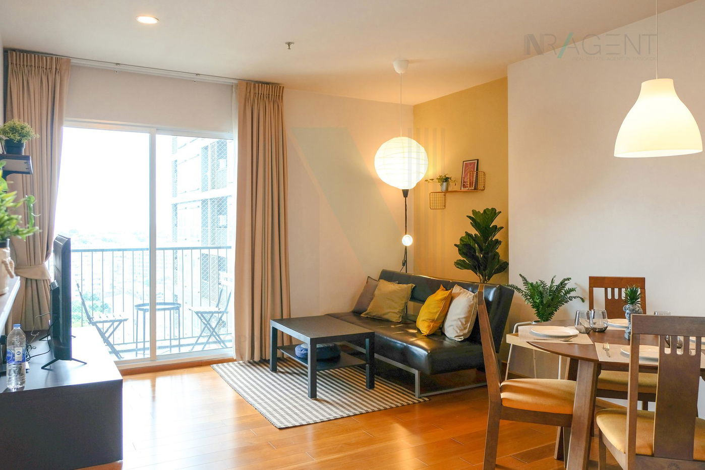 picture For Rent Condo HIVE TAKSIN Building 1, Floor 16,1 bed room, Room size 38 sqm - 2/8
