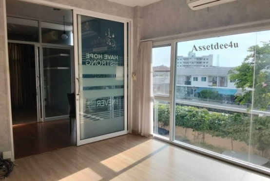 รูป AT586 ให้เช่าโฮมออฟฟิศ ทาวน์โฮม 3 ชั้น บ้านกลางเมือง มอนติคาร์โล รัชวิภา จดบริษัทได้ ใกล้รถไฟฟ้า - รูปที่ 4/12