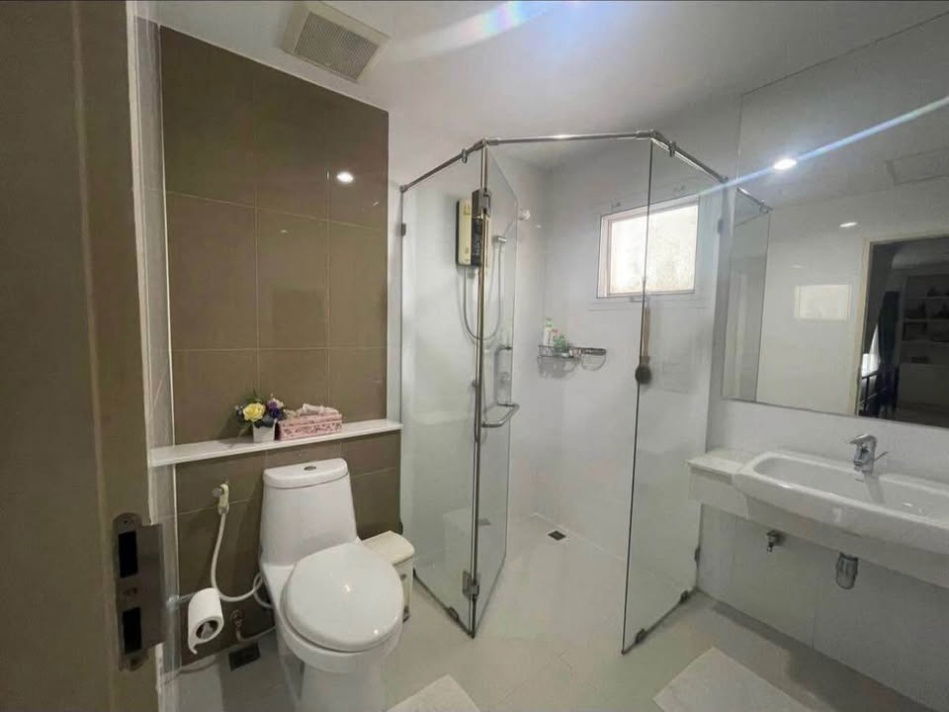 picture House for rent Panasiri Residence Kaset-Nawamin, ready to move in. If interested, contact Line @goodmanpro or call 0999029192. - 8/12