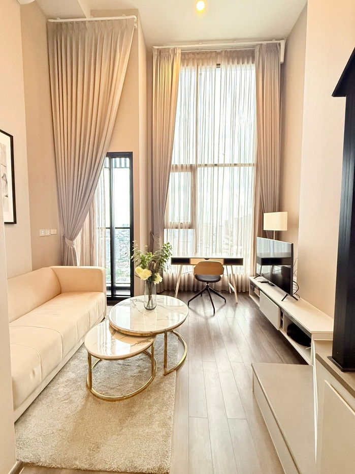 รูป P1026 ให้เช่าคอนโด Knightsbridge Space Ratchayothin (ไนท์บริดจ์ สเปซ รัชโยธิน) ห้อง Duplexสวยมาก เฟอร์ครบ พร้อมเข้าอยุ่ - รูปที่ 1/8
