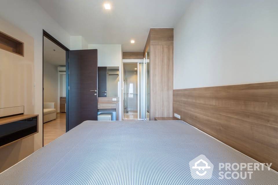 รูป คอนโด 1-ห้องนอน ที่ ริธึ่ม สาทร ใกล้ BTS สะพานตากสิน (ID 2168137) - รูปที่ 9/13