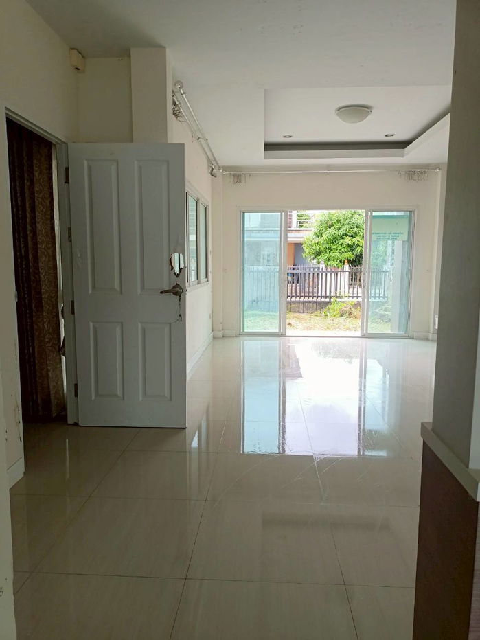 รูป บ้านเดี่ยว เนื้อที่ทั้งหมด 368.4 ตารางเมตร 165/114 หมู่บ้านฉัตรทองการ์เด้นท์วิลล์ ตำบลท่าข้าม อำเภอหาดใหญ่ สงขลา ราคา 3,900,000 บาท - รูปที่ 4/15