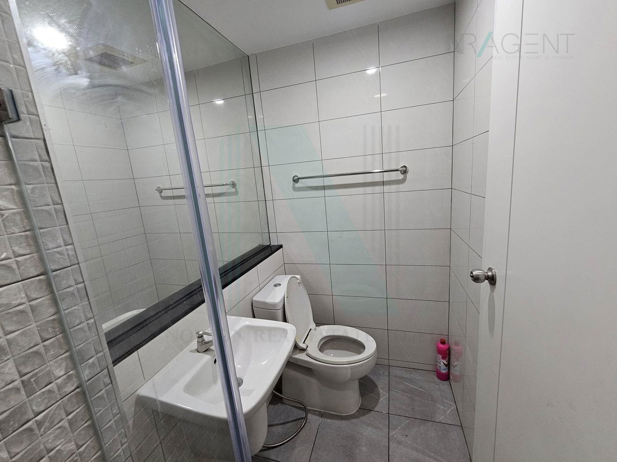picture 📌 For Rent Condo THE TREE INTERCHANGE Building A, Floor 12,Studio, Room size 23 sqm - 7/8