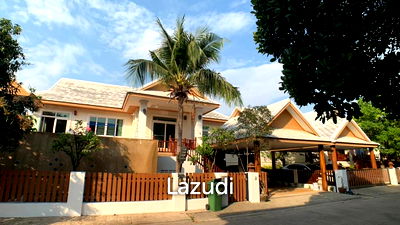 เช่าบ้านเดี่ยว พัทยา : 6 Beds 4 Baths 350 SQ.M. Amorn Village