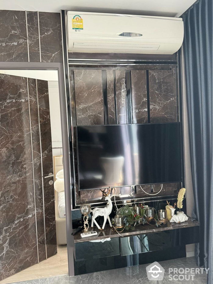 picture 1-BR Condo at Quinn Condo Ratchada 17 near MRT Sutthisan (ID 2171639) - 7/9