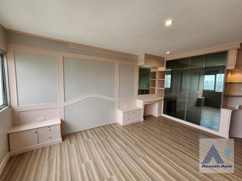 รูป 🔼🔽 AccomA 📩 Newly renovated 4 BR Condominium @Saichol Mansion (AA33852) - รูปที่ 16/20