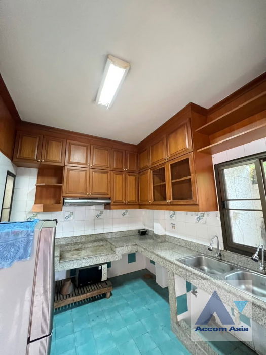 picture 🔼🔽 AccomA 📩 Elegant residence with wood finishes and spacious garden (AA42743) - 6/17