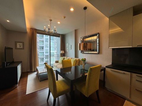 🎉 For Rent Condo QUATTRO BY SANSIRI Building 1, Floor 22,1 bed room, Room size 53.00 sqm