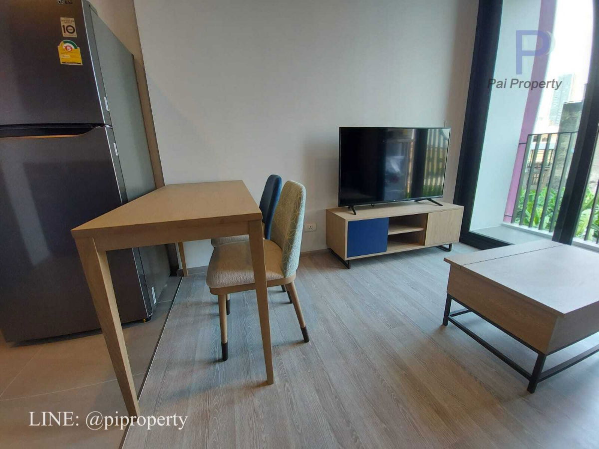 picture Freehold Fully furnished 1 bedroom unit for sale in XT Ekkamai of the Bangkok's core area. Enjoy an annual return of 4.26% upon purchase. - 18/24