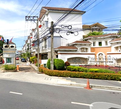 ทาวน์โฮมให้เช่า : ให้เช่าทาวน์โฮม 3 ชั้น ม.บ้านกลางเมือง โยธินพัฒนา–ลาดพร้าว ใกล้เซ็นทรัลอีสต์วิลล์ เลียบด่วนรามอินทรา 