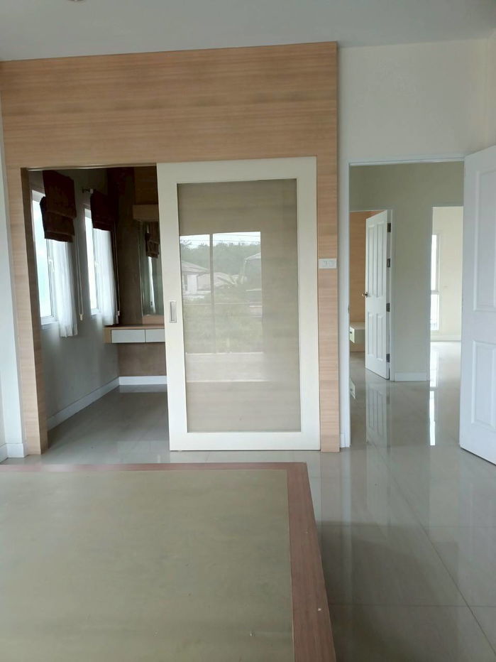 รูป บ้านเดี่ยว เนื้อที่ทั้งหมด 368.4 ตารางเมตร 165/114 หมู่บ้านฉัตรทองการ์เด้นท์วิลล์ ตำบลท่าข้าม อำเภอหาดใหญ่ สงขลา ราคา 3,900,000 บาท - รูปที่ 11/15