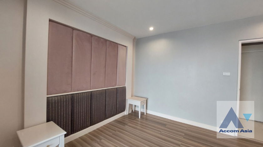 รูป 🔼🔽 AccomA 📩 Newly renovated 4 BR Condominium @Saichol Mansion (AA33852) - รูปที่ 13/20