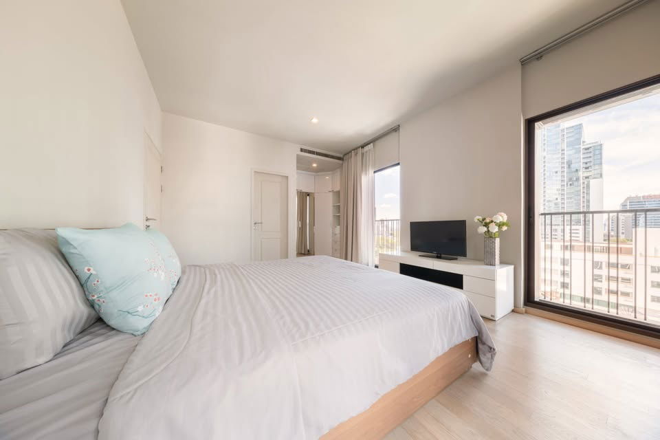 picture Condo for rent Noble Refine near BTS Phrom Phong 49,000 baht Property code: RS497 - 3/20