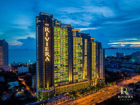 Spacious Room with Sea View at The Riviera Jomtien Pattaya