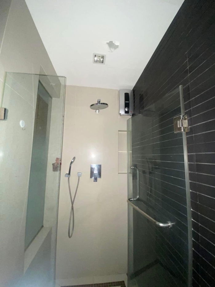 picture For Rent!!!  Rhythm Ratchada Huaikwang  ***22K. per month***  1 Bed 1 Bath   *** 47 sq.m *** MRT Huai Khwang - 8/9
