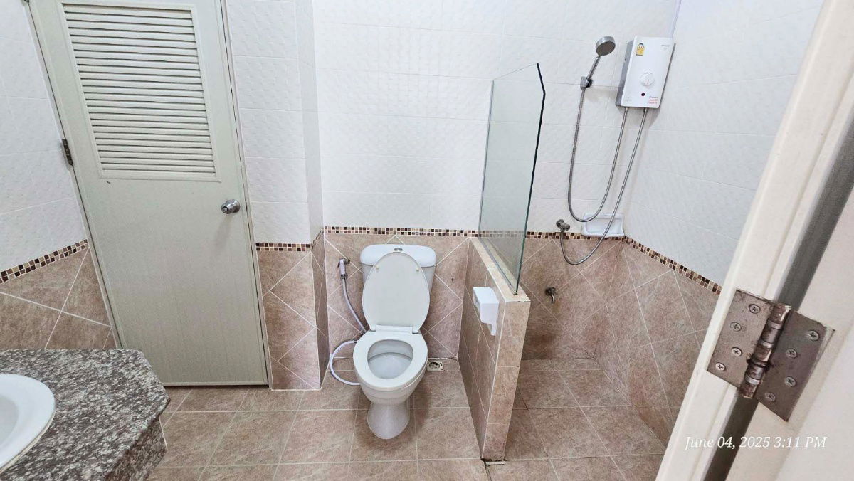 picture Townhouse for rent, 2 floors, Rueanrudee Village 4, Rangsit, Khlong 4 - 9/12