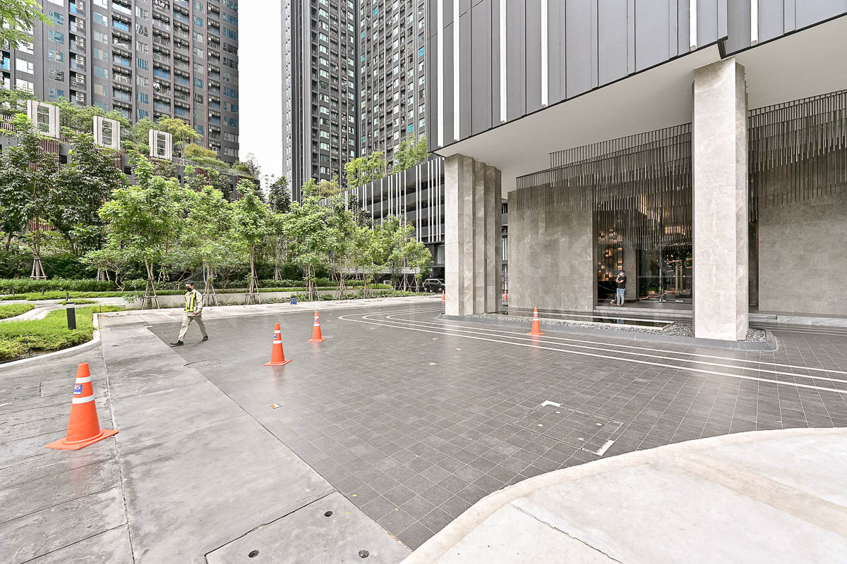 รูป ไลฟ์ อโศก-พระราม 9 ใกล้ MRT สถานีพระราม 9 สะดวกสบายกับไลฟ์สไตล์สุด Luxury - รูปที่ 3/9