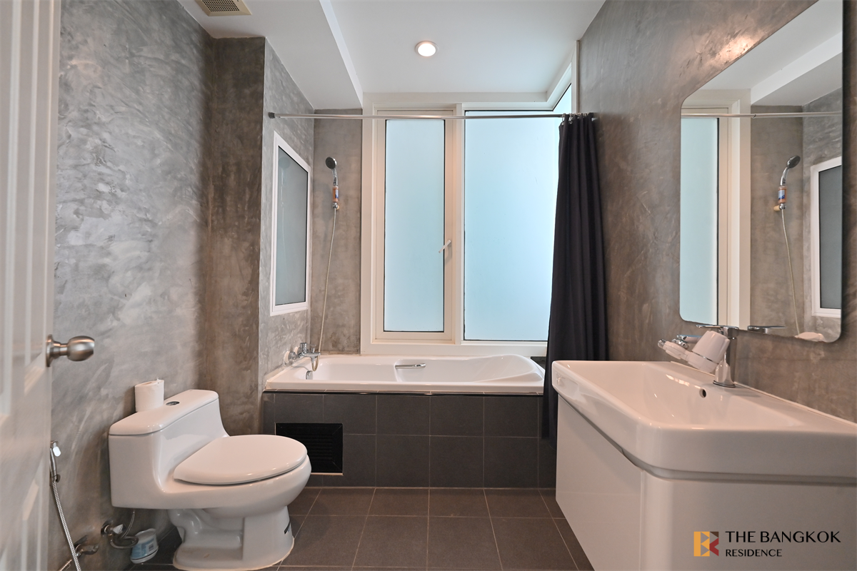 picture Luxurious Design, Elevated Atmosphere Siri Residence near BTS Phrom Phong - 5/10