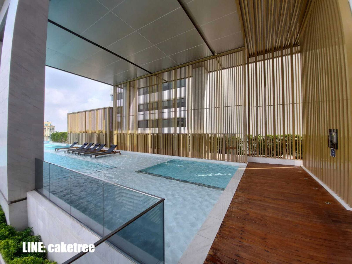 picture Homy and luxury 2 bedrooms unit for rent in the top location Esse Asoke. Well designed with high-level visions. BTS and MRT systems accessing.   - 48/49