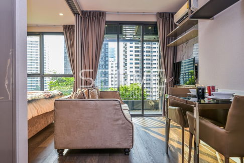 1 Bed with Partition Nice Room Good Location Close to BTS Ratchathewi 390 m ,Chulalongkorn University @ Ideo Q Siam-Ratchathewi 