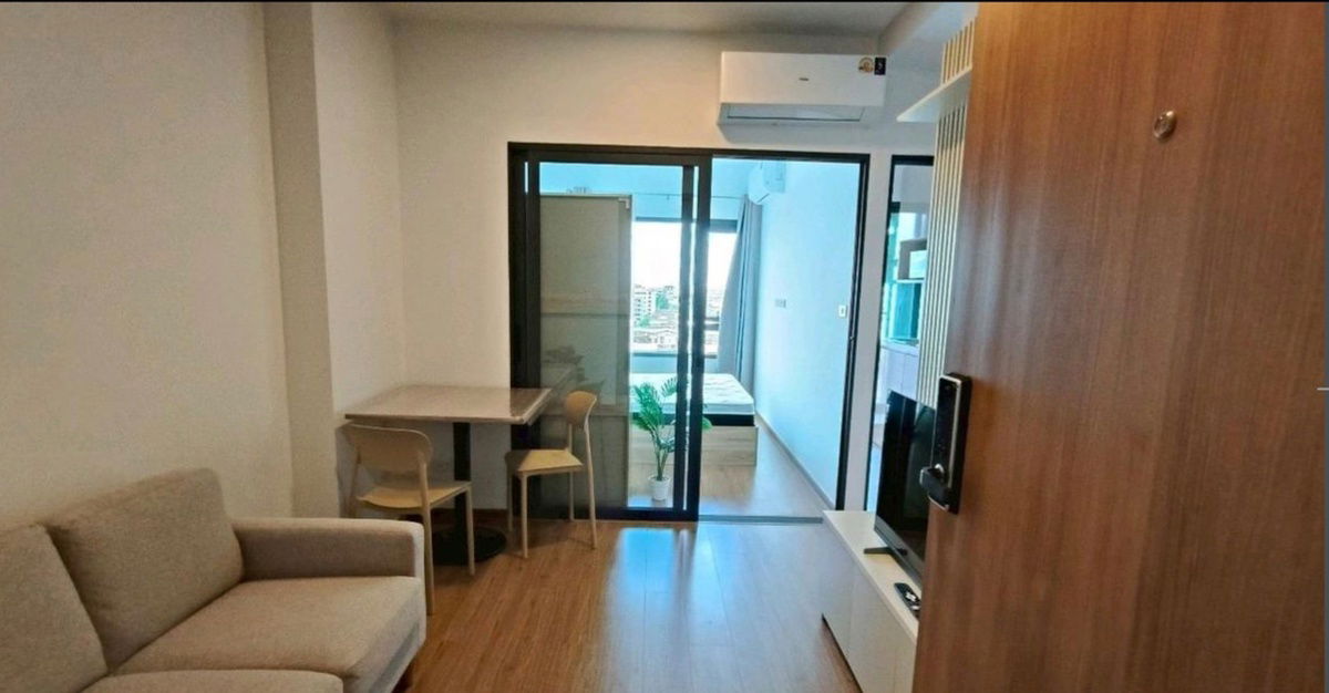 picture rent: The Living Ramkhamhaeng, beautiful, cheap, good location, ready to move in, near MRT Lam Sali. Interested, add Line @841qqlnr - 2/12