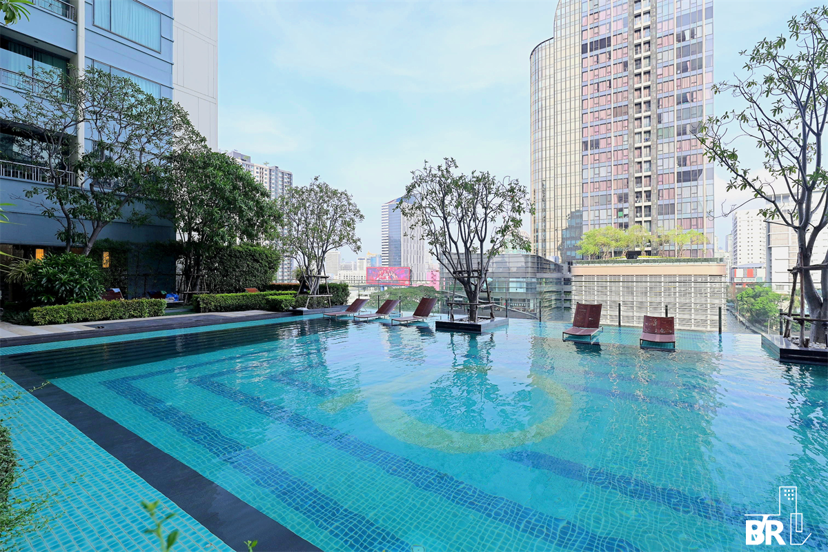 รูป คิว คอนโด อโศก คอนโด Luxury ราคาพิเศษ ใกล้ MRT สถานีเพชรบุรี - รูปที่ 1/9