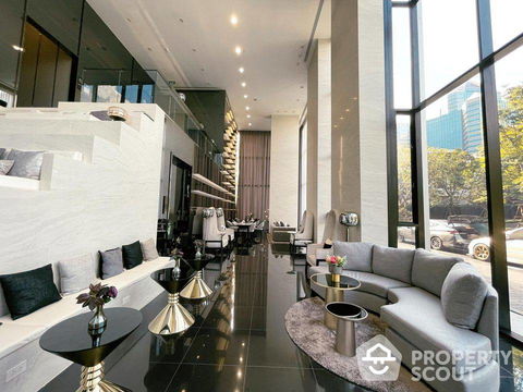 1-BR Condo at Knightsbridge Space Ratchayothin near BTS Ratchayothin (ID 1140623)