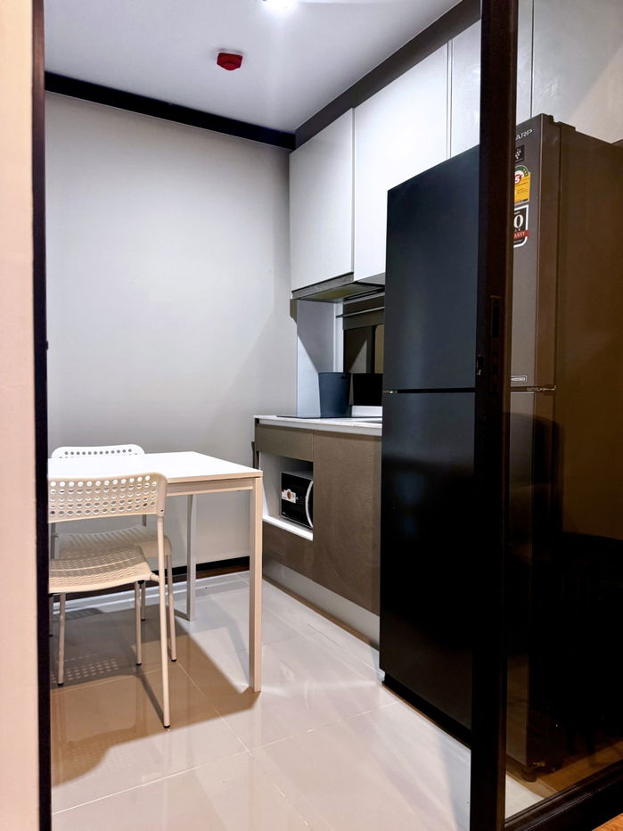 picture ✨For rent Ideo Asoke-Rama9 with furniture, high-rise building view - 8/19