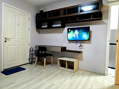 คอนโดให้เช่า : !!!!ด่วนยังว่าง  คอนโดพร้อมเข้าอยู่ ห้องมุม วิวสวย เฟอร์นิเจอร์ครบ ถือกระเป๋าใบเดียวเข้าอยู่ได้เลย 