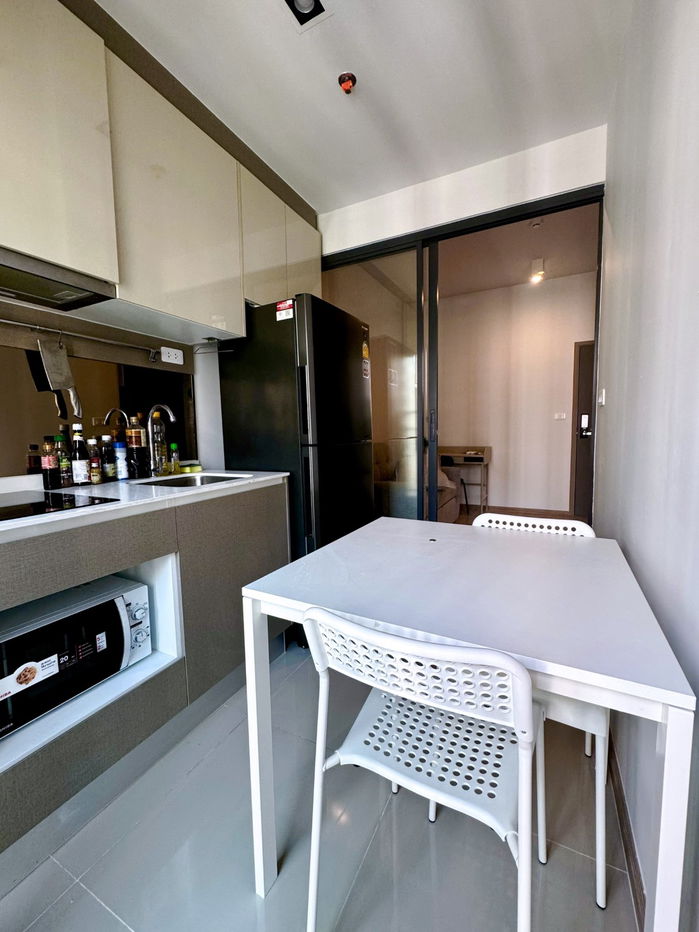 picture ✨For rent Ideo Asoke-Rama9 with furniture, high-rise building view - 10/19