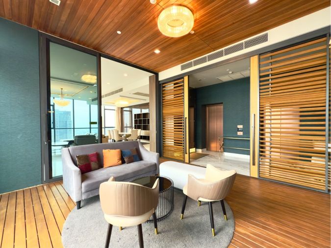 ❖ Spacious Luxury ❖ ชั้น 25+ | 252.61 ตร.ม. 3 ห้องนอน, 3 ห้องน้ำ | คอนโดใกล้ เจ อเวนิว ทองหล่อ 2 นาที, BTS ทองหล่อ 5 นาที, ดองกิ มอลล์ 7 นาที