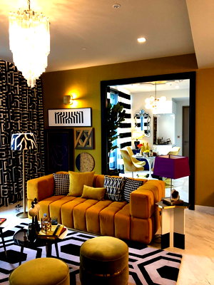 ขายคอนโด : ♦ Designed by a renowned designer ♦ ชั้น 00+ 125.20 ตร.ม. 2 ห้องนอน | คอนโดใกล้ เจ อเวนิว ทองหล่อ 2 นาที, BTS ทองหล่อ 5 นาที, ดองกิ มอลล์ 7 นาที