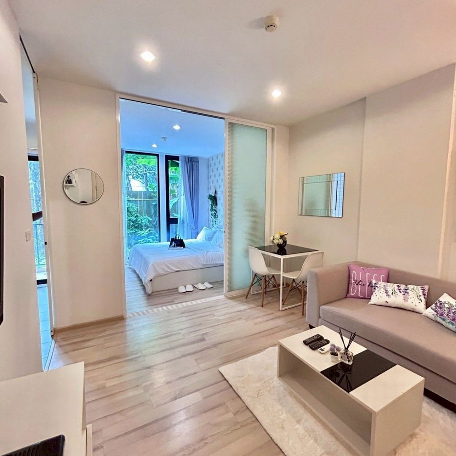 picture The Base Uptown For Sell WR-03093 - 2/14