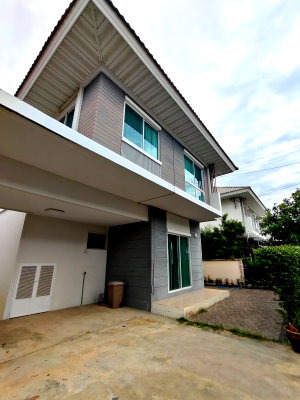 เช่าบ้านแฝด โลตัส นอร์ธ ราชพฤกษ์ : 🏡 ให้เช่าบ้านแฝด The Villa รัตนาธิเบศร์ | Twin House for Rent💕