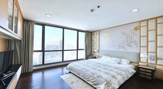 LTH12748 - Hyde Sukhumvit 13 Condo FOR SALE Size 107.36 sqm. 2 beds 2 baths Near BTS Nana Station ONLY 22.5 MB