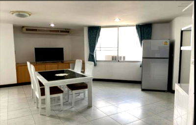 Condos for sale : LTH12750 - D.S.Tower 2 Condo FOR SALE Size 140 sqm. 2 beds 2 baths Near BTS Phrom Phong Station ONLY 13 MB