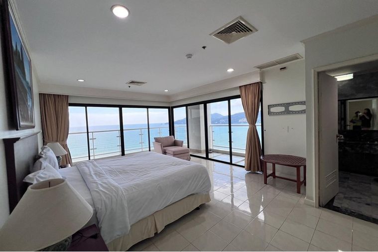 [920081021-137] Patong Tower for rent. Bangla Road. Phuket Thailand