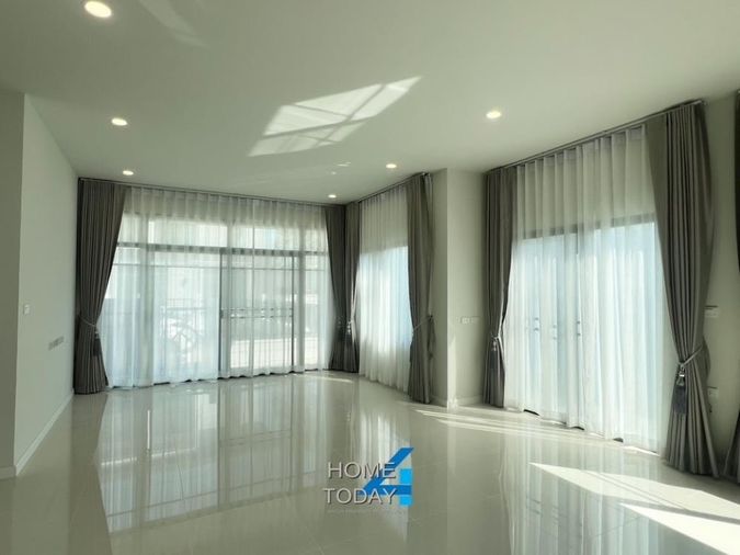 4-bed house for rent, 230 sqm, 57.5 sq wah, Grand Britania Rama 9-Krungthep Kreetha