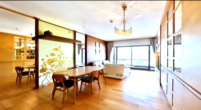 คอนโดให้เช่า : LTH12747 - Hyde Sukhumvit 13 Condo FOR RENT Size 107.36 sqm. 2 beds 2 baths Near BTS Nana Station ONLY 80K/Month