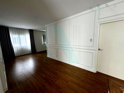 Houses for rent Chakri Naruebodindra Medical Institute : 🚩 For Rent 2-story House MODEN BANGNA-THEPHARAK 4 bedroom 5 bathroom