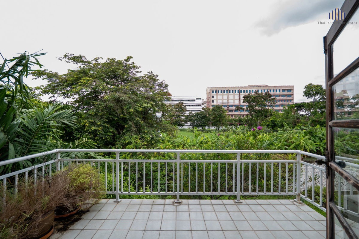 รูป บ้านเดี่ยว2 ชั้น มบ.เอกบุรี พร้อมสวนรอบบ้านบรรยากาศร่มรื่น เงียบสงบ เดินทางสะดวกใกล้ทางด่วนและถนนรามอินทรา บนเนื้อที่ 1 ไร่ 12 ตร.วา - รูปที่ 15/15
