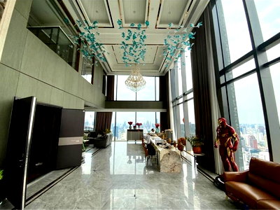 ขายคอนโด : ♦ Penthouse 360 City view ♦ ชั้น 50+ | 4 ห้องนอน 660 ตร.ม. | ใกล้ BTS พร้อมพงษ์ 110 ม., เอ็มควอเทียร์ 260 ม., เอ็มโพเรียม 260 ม.