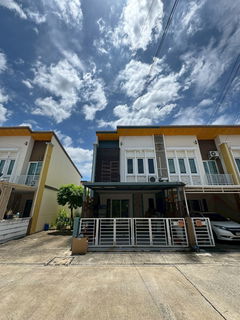 ขายทาวน์โฮมหลังริม​ ในโครงการ Golden Town วัชรพล - สุขาภิบาล 5  ใกล้ทางด่วนรามอินทรา​-อาจณรงค์ (เพียง 1.8 km.)