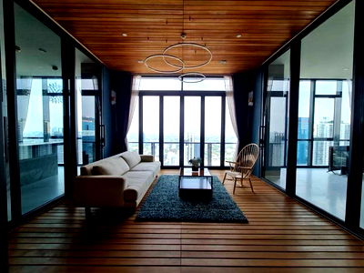Condos for sale Rama 9 : ♦ Modern Luxury style ♦ 30+ Floor | 252.61 sq.m. 3 Beds | Condo Near J Avenue Thonglor 2 mins., BTS Thonglor 5 mins. and Donki Mall 7 mins.