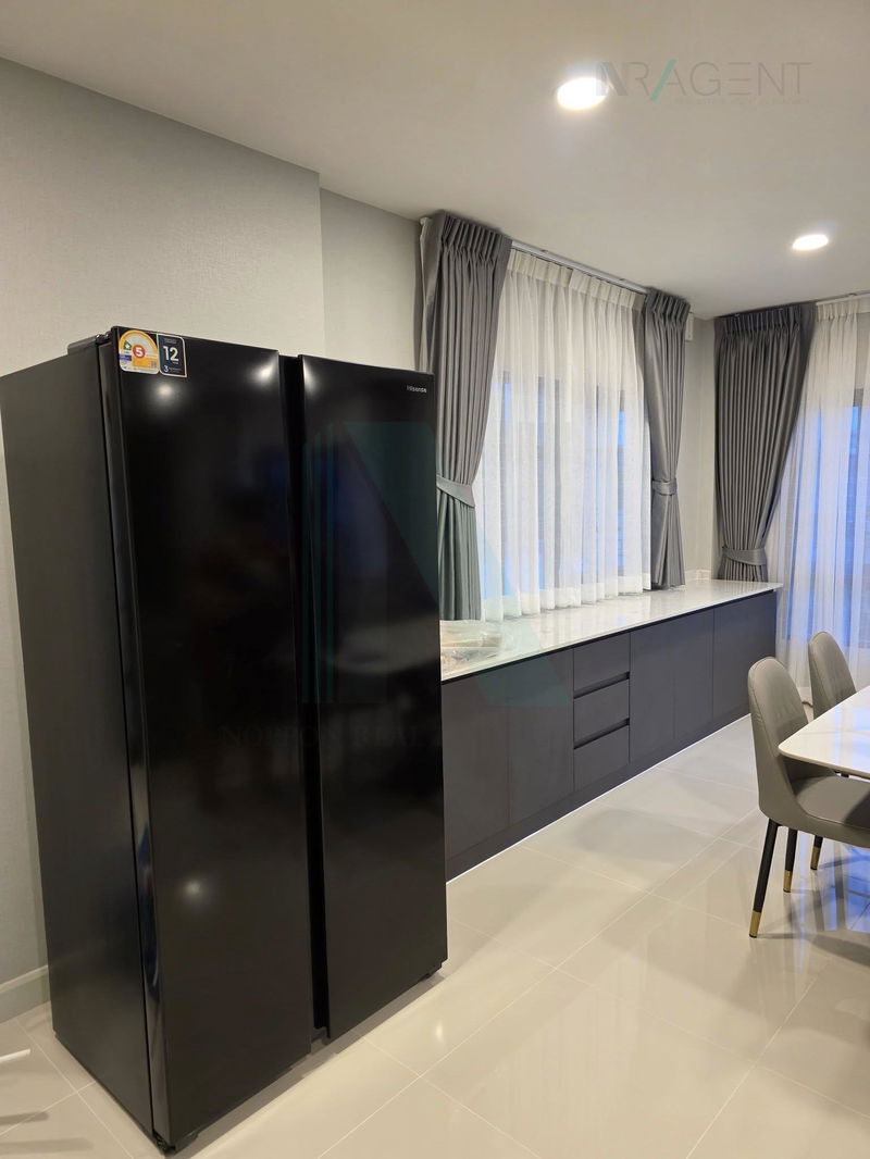 Houses for rent : 📌 For Rent 2-story House CENTRO BANGNA 2 4 bedroom 5 bathroom
