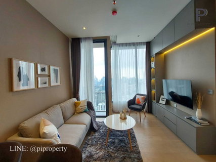 รูปภาพ Sensible and unique interior. Splendid city view from the top location of Asoke Bangkok. Big 1Bedroom unit and super high floor for rent in Esse Asoke