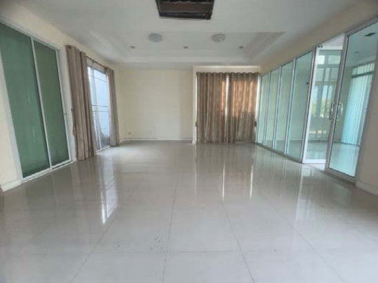 รูป บ้านเดี่ยว เนื้อที่ทั้งหมด 560.4 ตารางเมตร 189/100 ม.วราสิริ (บึงแก่นนครเฟส2) ตำบลในเมือง อำเภอเมืองขอนแก่น ขอนแก่น ราคา 7,826,000 บาท - รูปที่ 9/13