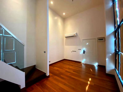 Condos for rent Chan Road : GD0630 Condo for rent, Altitude Symphony Charoen Krung, luxury condo in the heart of the city, new Duplex room, comfortable, ready to move in